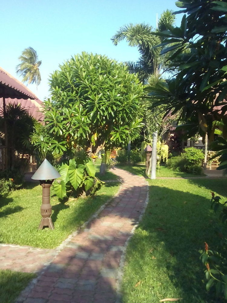Bee Nat Garden Resort Praia de Bang Rak Exterior foto