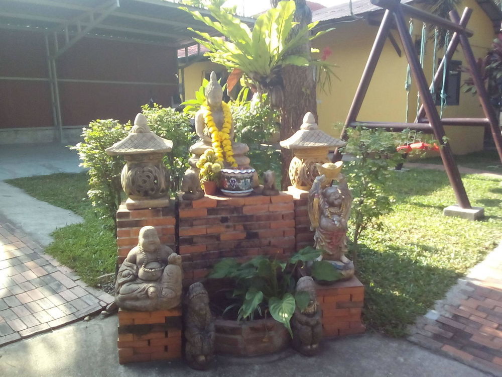 Bee Nat Garden Resort Praia de Bang Rak Exterior foto